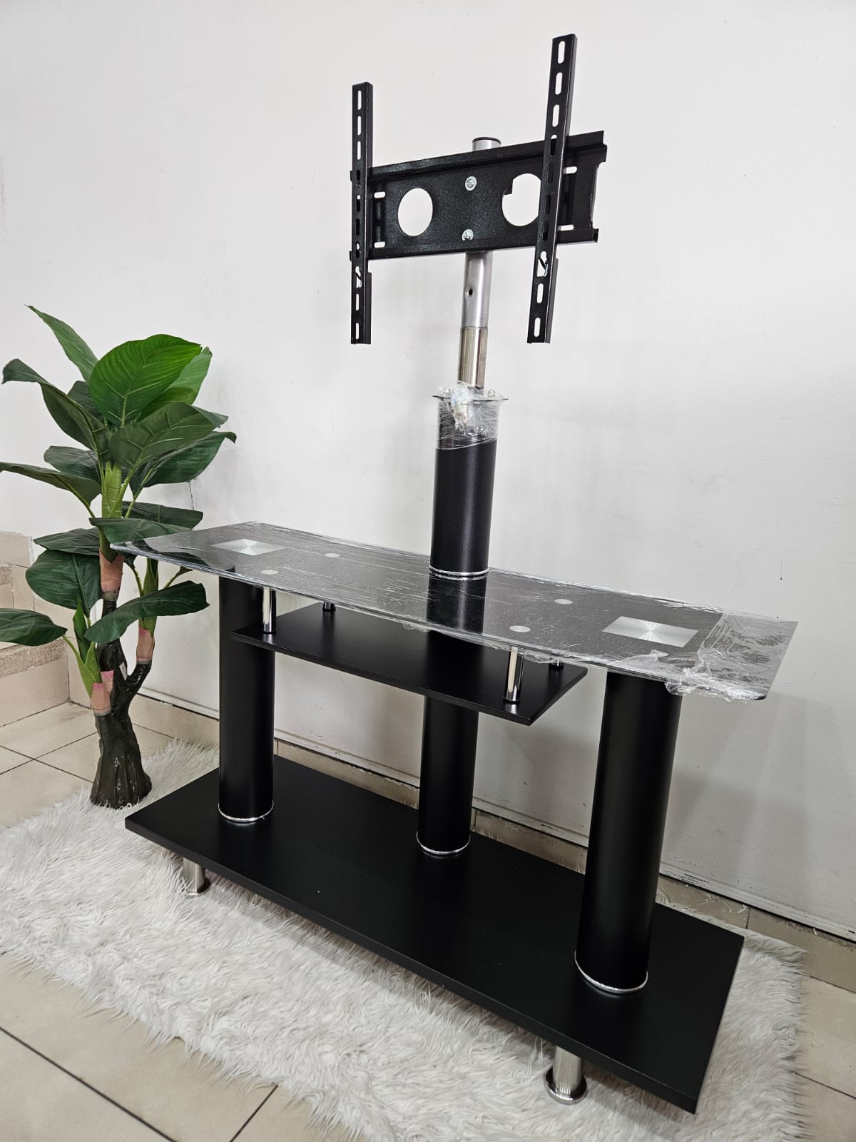 Mesa de T.V Colmuelbes -Armenia. Todas las pulgadas